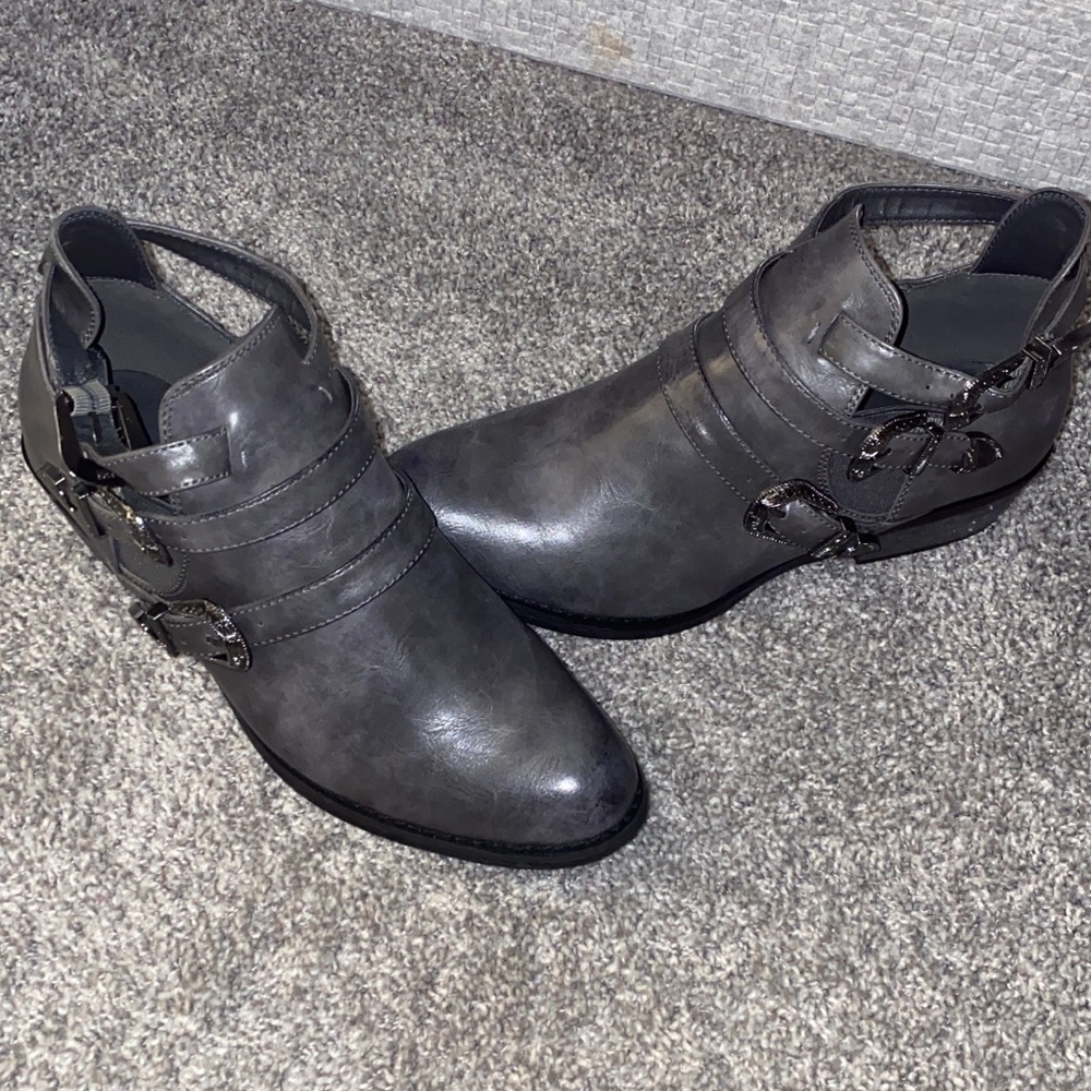 Buckle booties